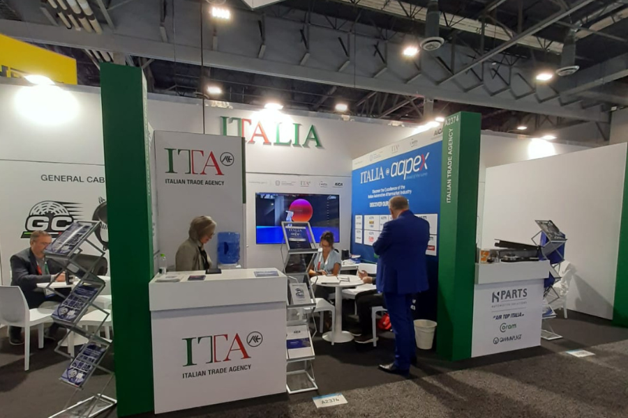 SUCCESSO OLTREOCEANO PER LA FILIERA ITALIANA DELL’AFTERMARKET AUTOMOTIVE A LAS VEGAS, A SEMA SHOW ED AAPEX